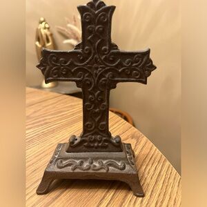 Cast iron cross on pedestal - 8.25" tall Religious / goth home decor